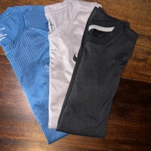 3 T-shirts Nike and UA